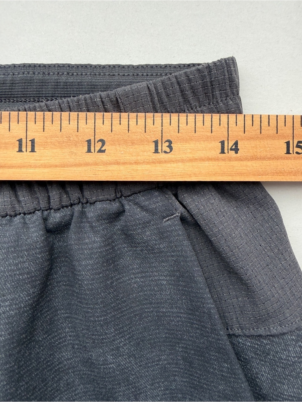 Lululemon License to Train Pant Gravel Dust Asphalt Grey Size M - Picture 6 of 10